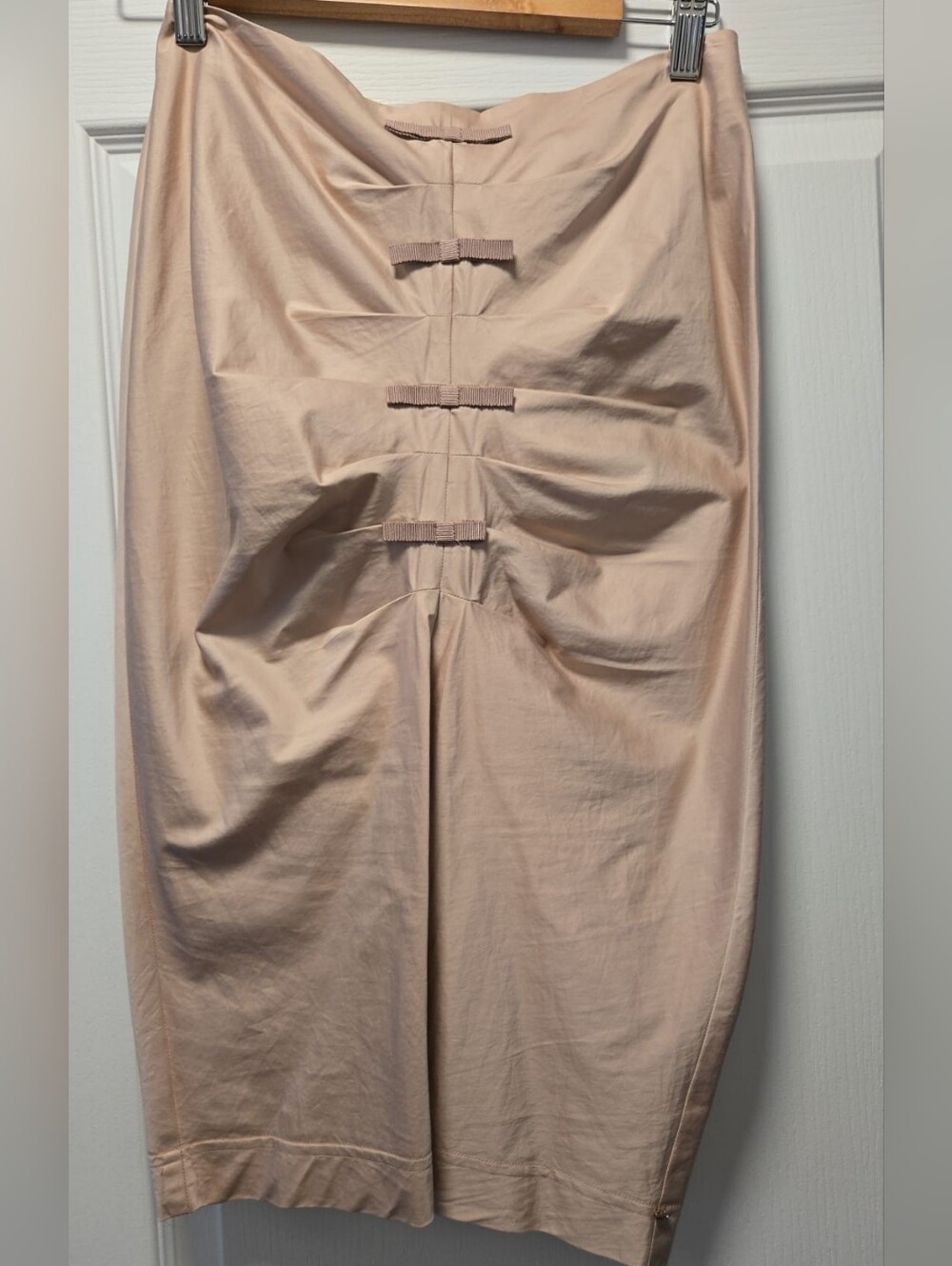 MaxMara Sportmax Blush-Tone Skirt with Subtle Elastic Waist